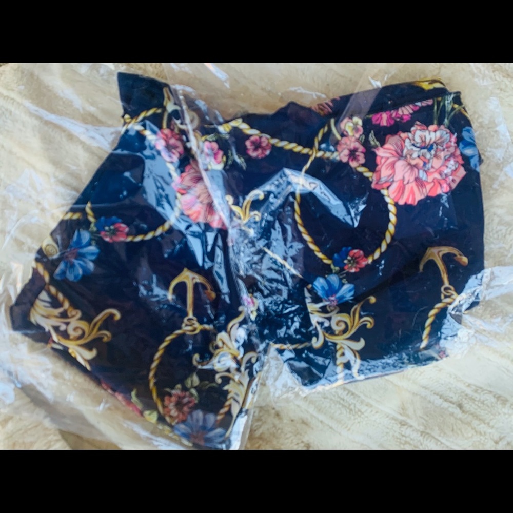 ❣️SALE 3/$25❣️Navy Mixed Floral Cocoon Kimono Swim Cover-Up - Picture 5 of 6